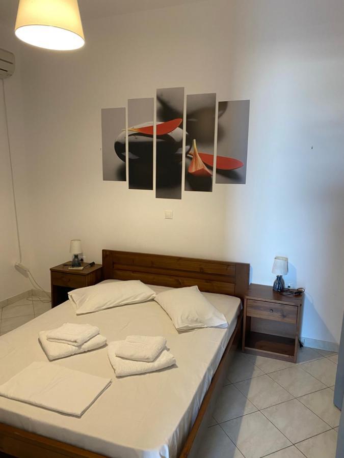 Baetylus Daire Kastrákion Dış mekan fotoğraf